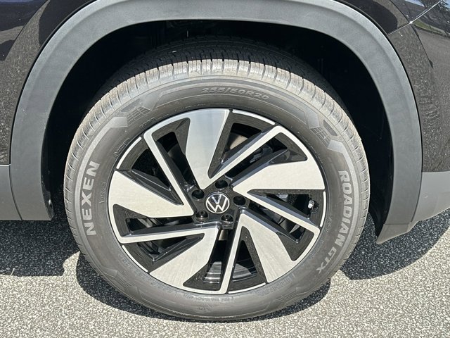 2024 Volkswagen Atlas 2.0T SE w/Technology 12