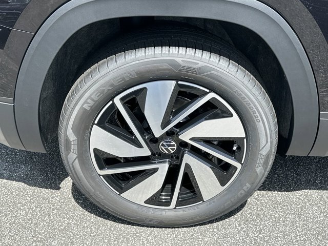 2024 Volkswagen Atlas 2.0T SE w/Technology 18