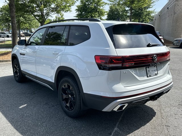 2024 Volkswagen Atlas 2.0T Peak Edition SE w/Technology 5