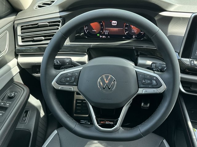 2024 Volkswagen Atlas 2.0T Peak Edition SE w/Technology 27