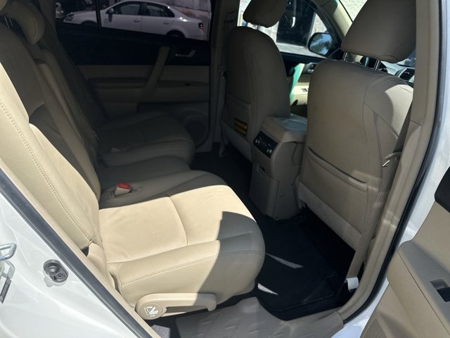 2011 Toyota Highlander Limited 15