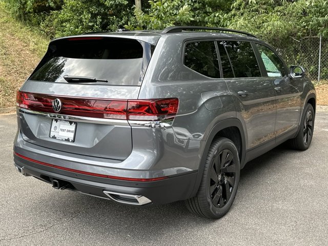 2024 Volkswagen Atlas 2.0T SE w/Technology 7