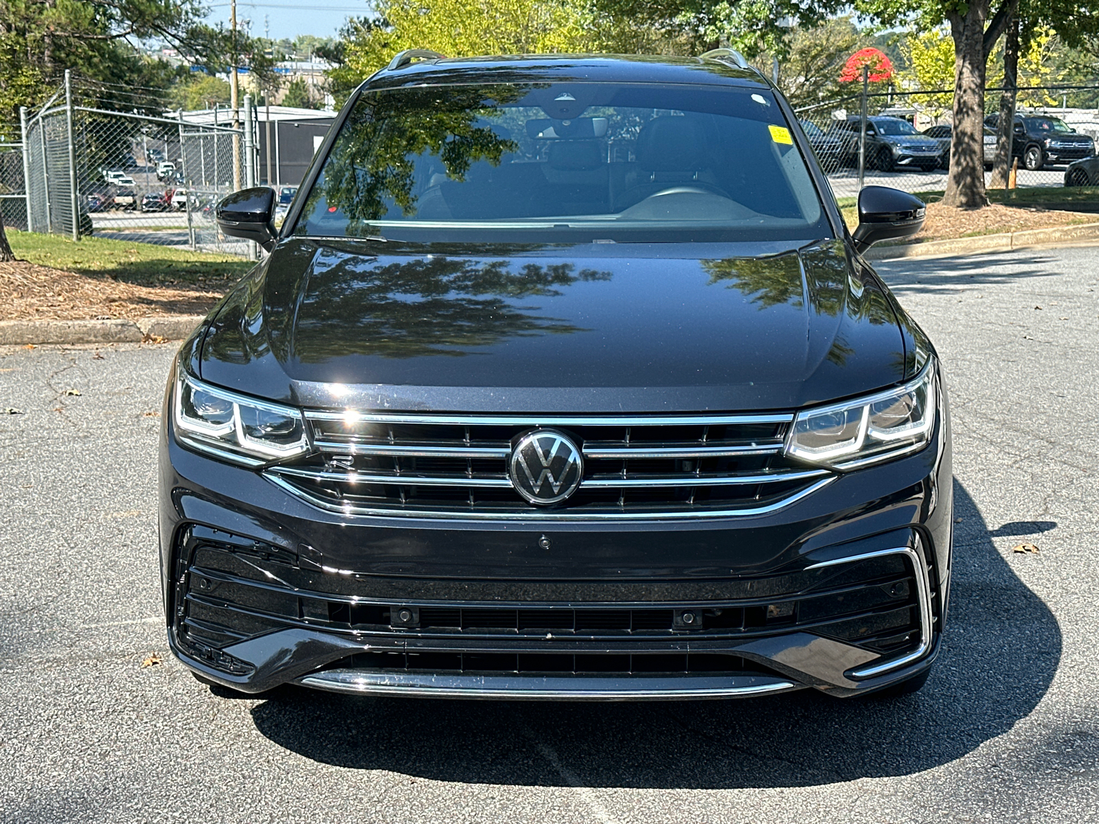 2022 Volkswagen Tiguan 2.0T SEL R-Line 2