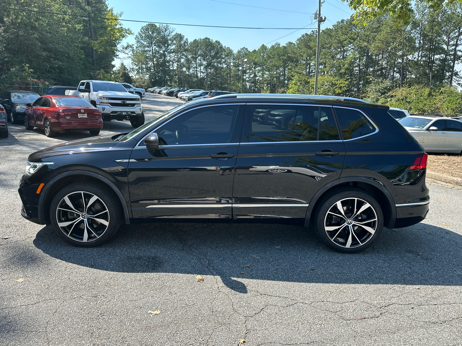 2022 Volkswagen Tiguan 2.0T SEL R-Line 4