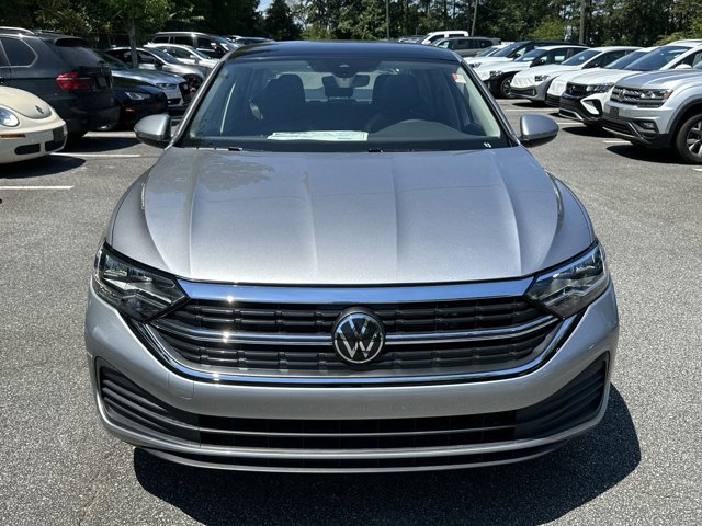 2024 Volkswagen Jetta 1.5T SE 2