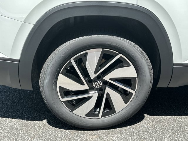 2024 Volkswagen Atlas 2.0T SE w/Technology 18