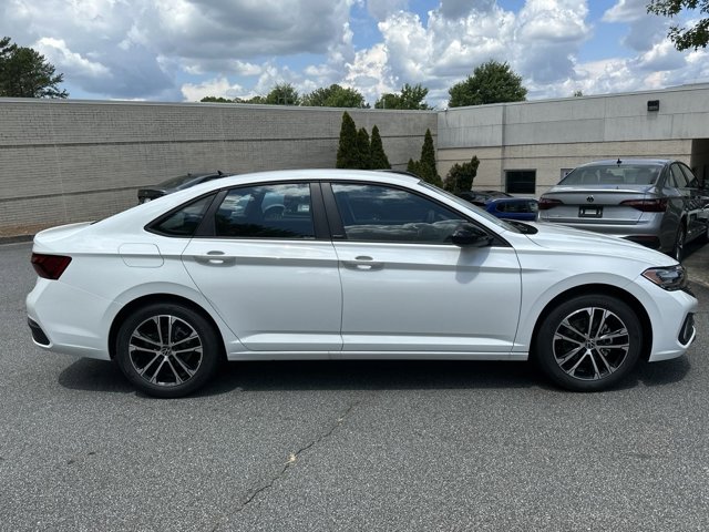 2024 Volkswagen Jetta 1.5T Sport 8