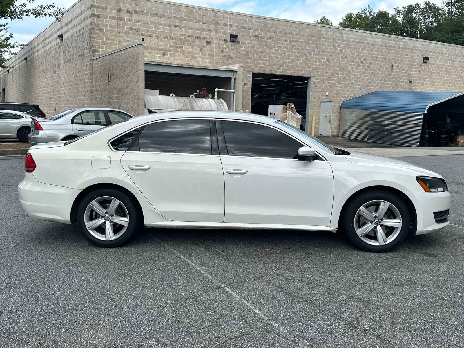 2013 Volkswagen Passat 2.5 SE 8