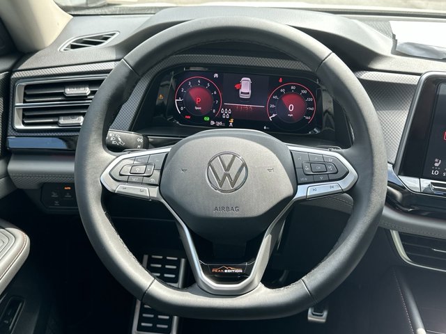 2024 Volkswagen Atlas 2.0T Peak Edition SE w/Technology 27