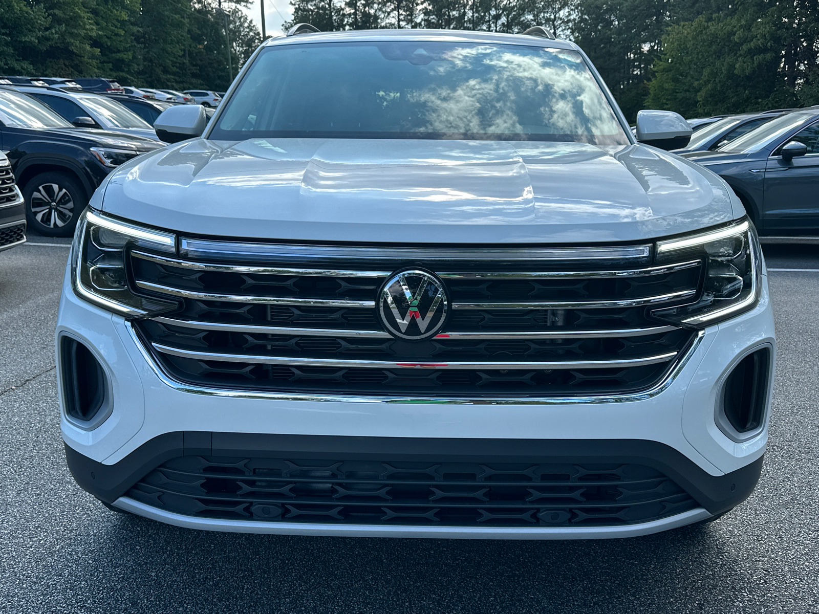 2024 Volkswagen Atlas 2.0T SE w/Technology 2