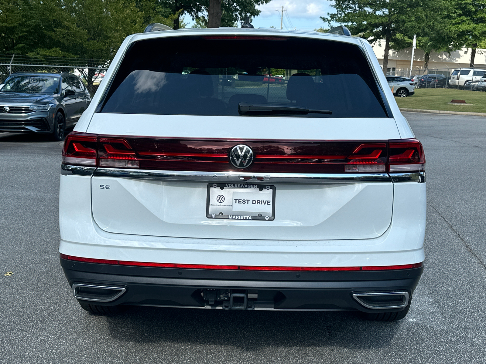 2024 Volkswagen Atlas 2.0T SE w/Technology 6