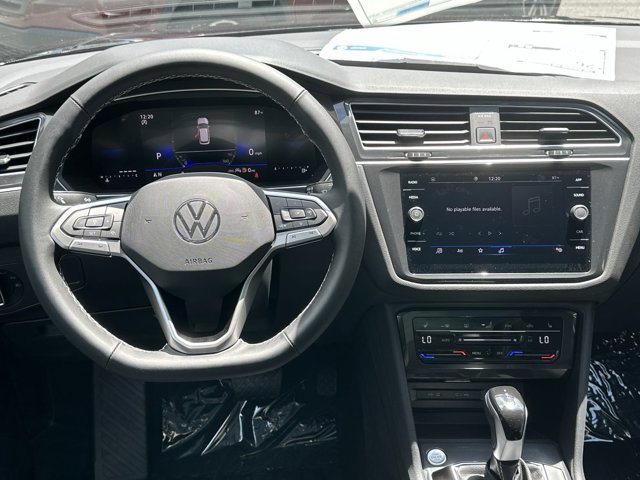 2024 Volkswagen Tiguan 2.0T SE 23