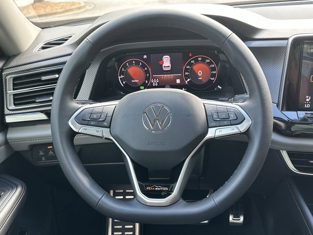 2024 Volkswagen Atlas 2.0T Peak Edition SEL 25