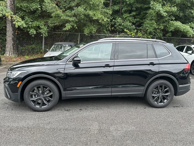 2024 Volkswagen Tiguan 2.0T SE 4