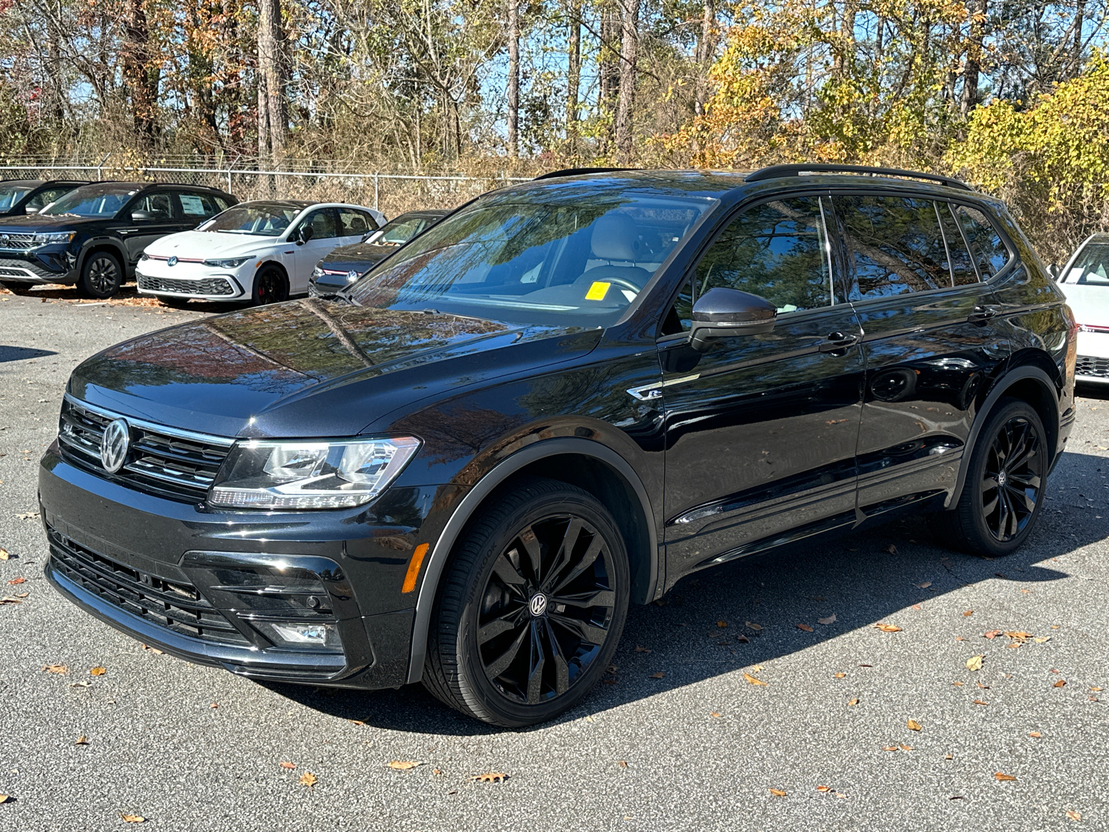 2020 Volkswagen Tiguan 2.0T SE R-Line Black 3