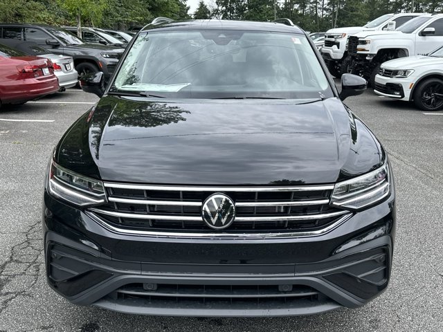 2024 Volkswagen Tiguan 2.0T SE 2