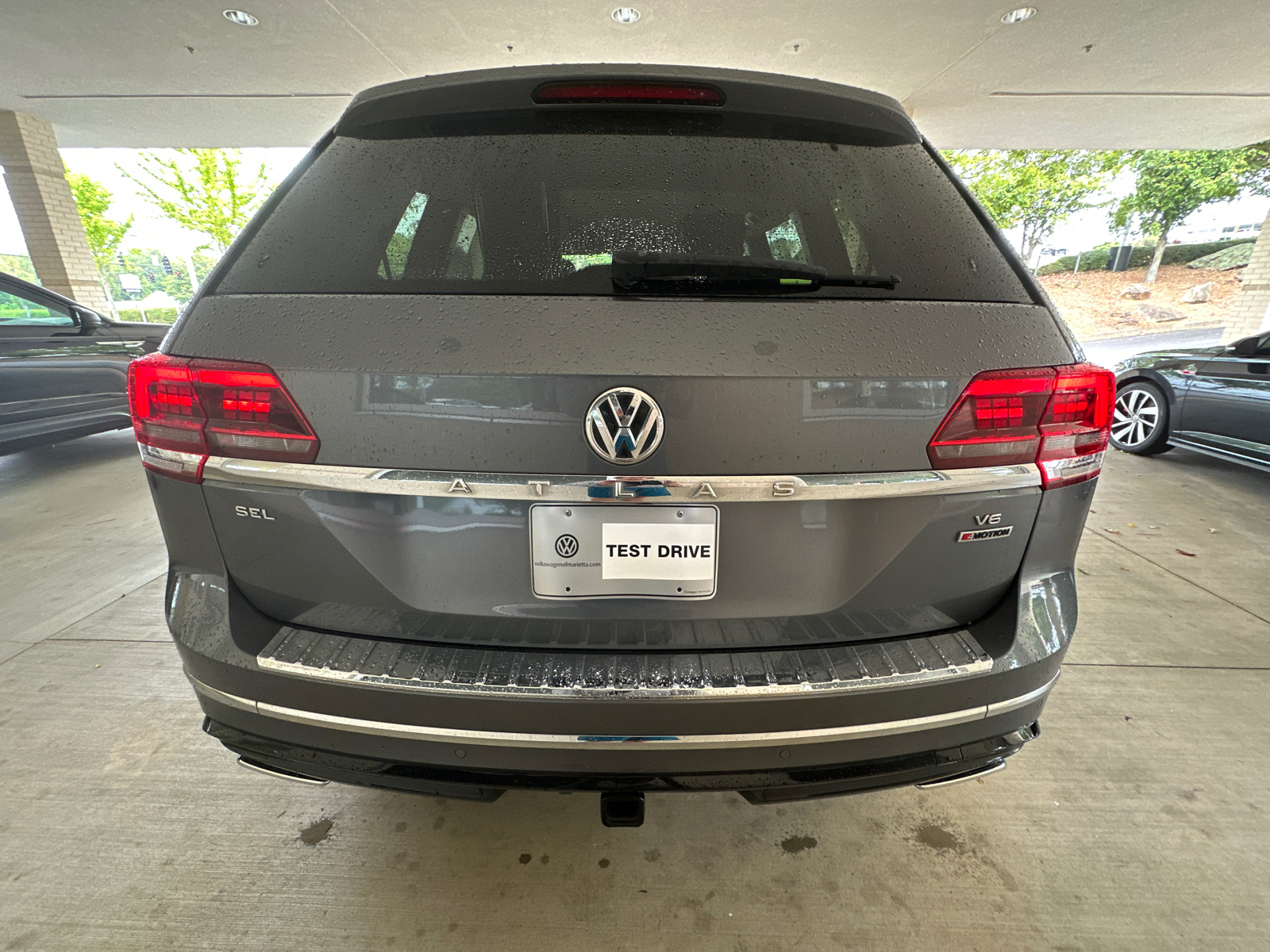 2019 Volkswagen Atlas 3.6L V6 SEL R-Line 6