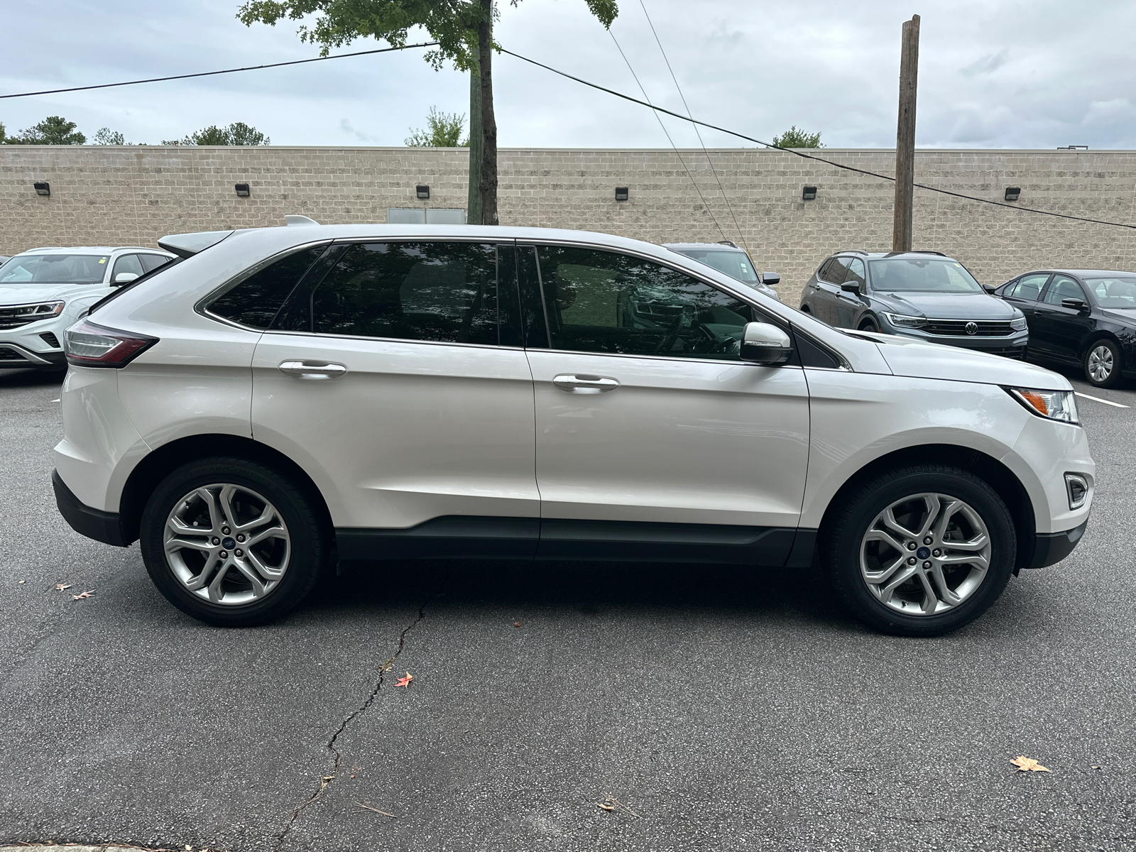 2018 Ford Edge Titanium 8