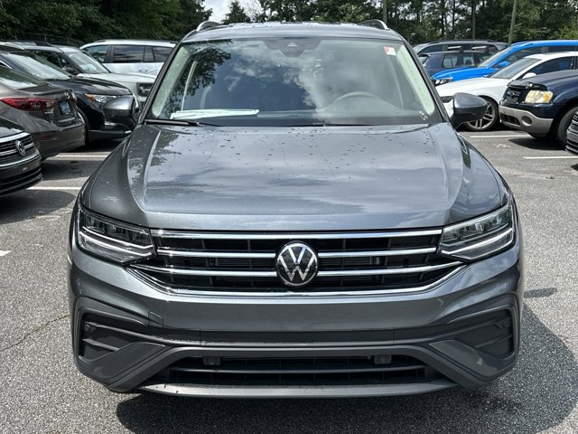 2024 Volkswagen Tiguan 2.0T SE 2