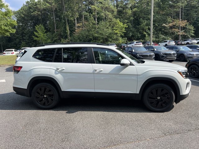 2024 Volkswagen Atlas 2.0T SE w/Technology 8