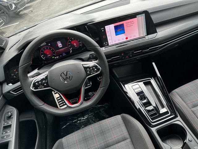 2024 Volkswagen Golf GTI 2.0T SE 28