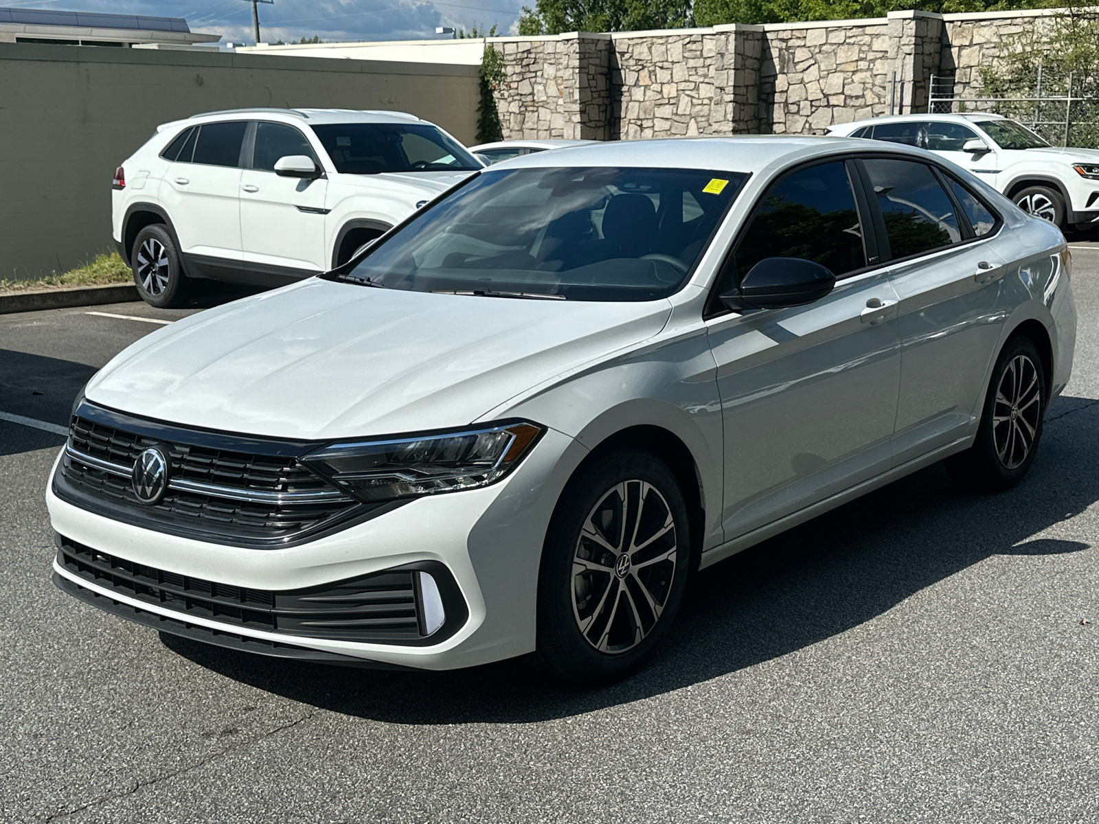 2024 Volkswagen Jetta 1.5T Sport 3