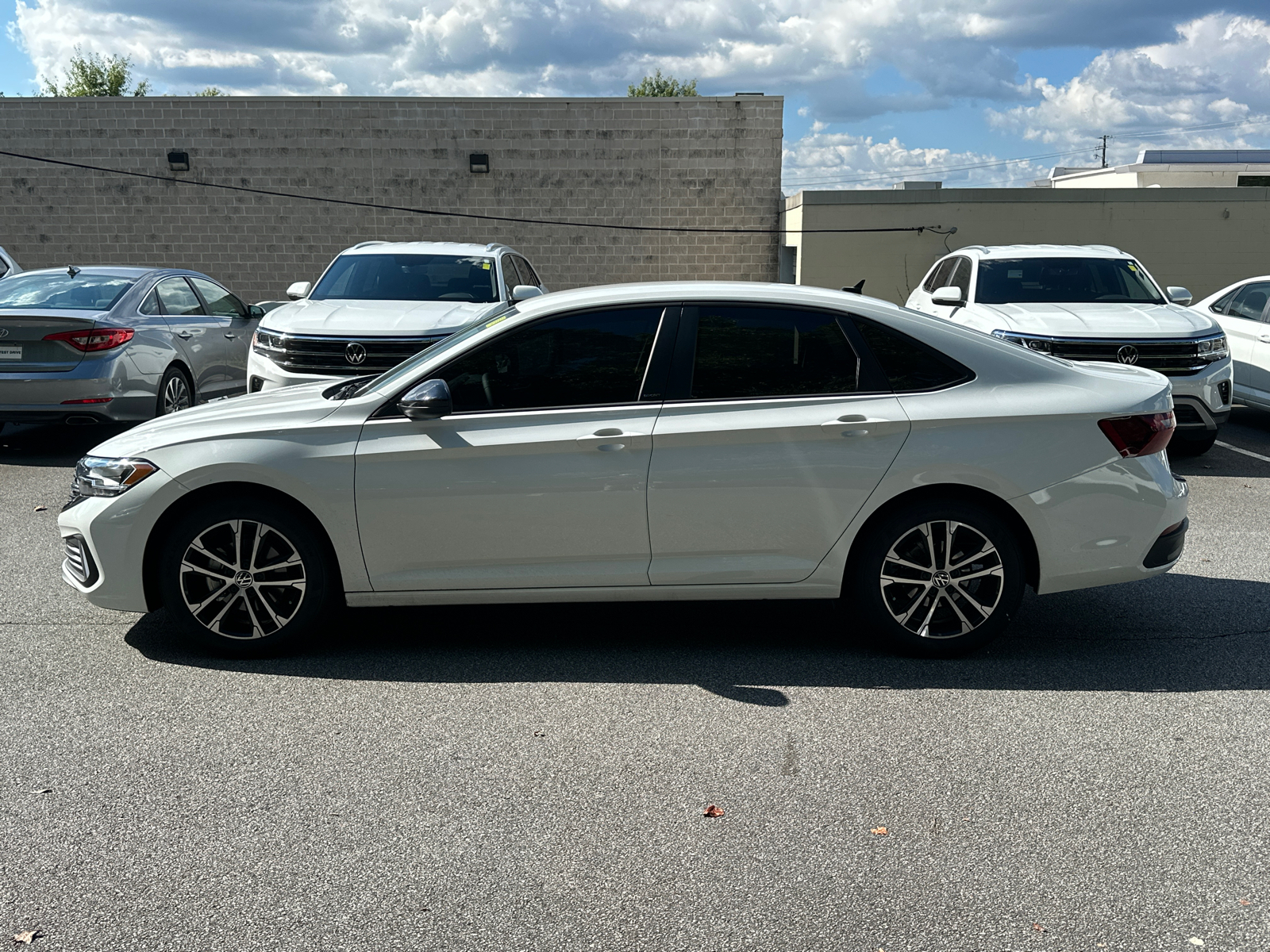 2024 Volkswagen Jetta 1.5T Sport 4