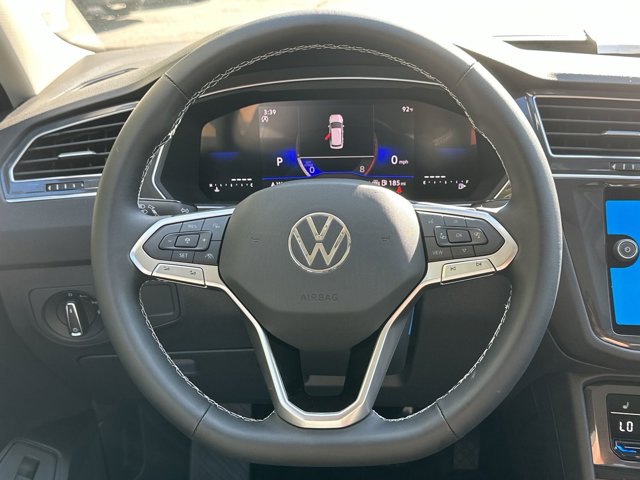 2024 Volkswagen Tiguan 2.0T SE 24