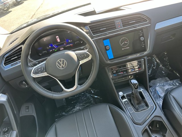 2024 Volkswagen Tiguan 2.0T SE 29