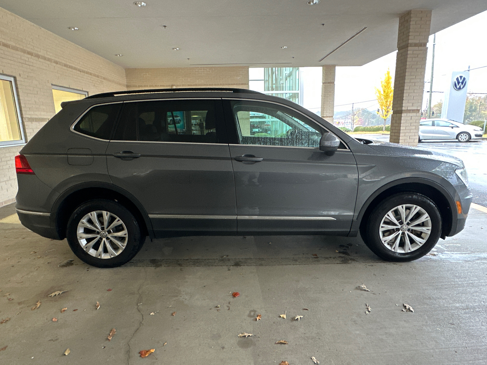 2018 Volkswagen Tiguan 2.0T SE 8