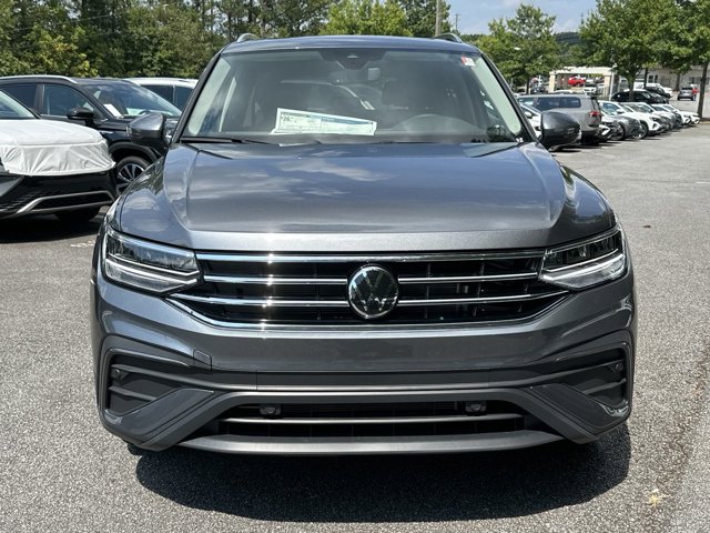 2024 Volkswagen Tiguan 2.0T SE 2