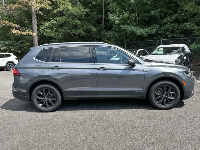 2024 Volkswagen Tiguan 2.0T SE 8