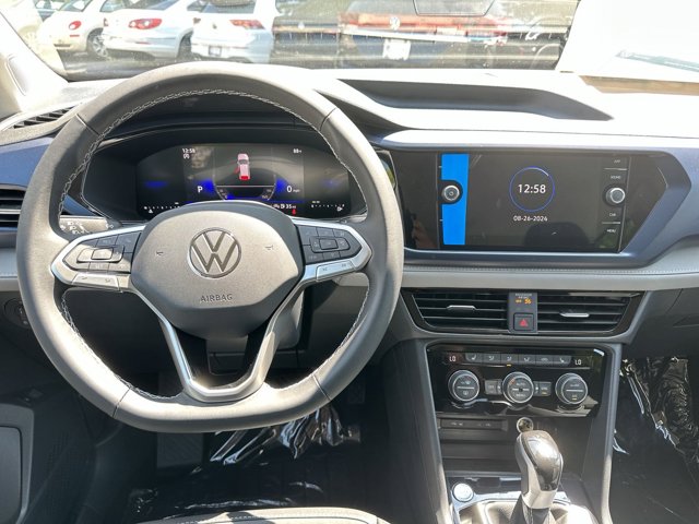 2024 Volkswagen Taos 1.5T SE 22