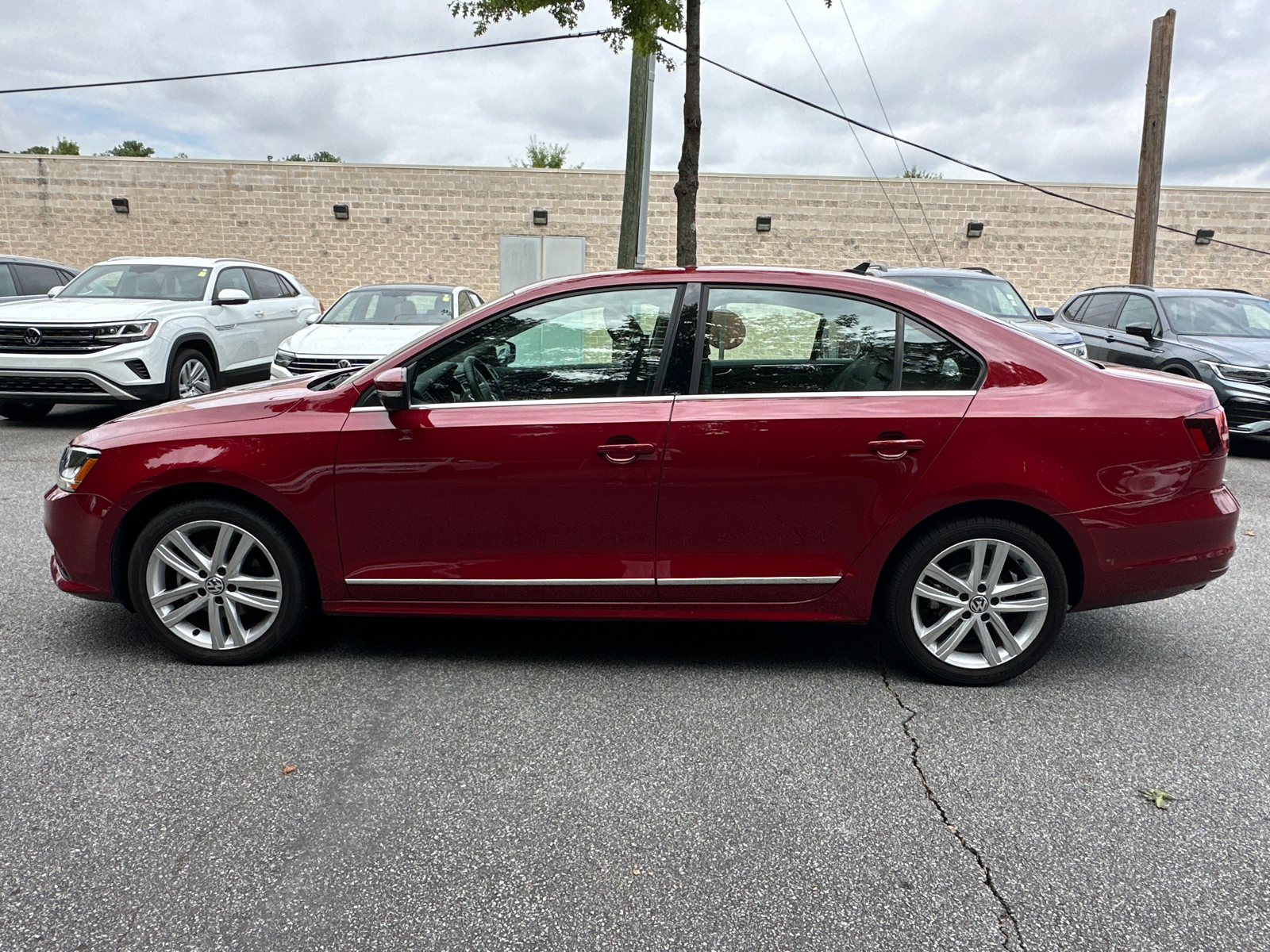 2017 Volkswagen Jetta 1.8T SEL 4