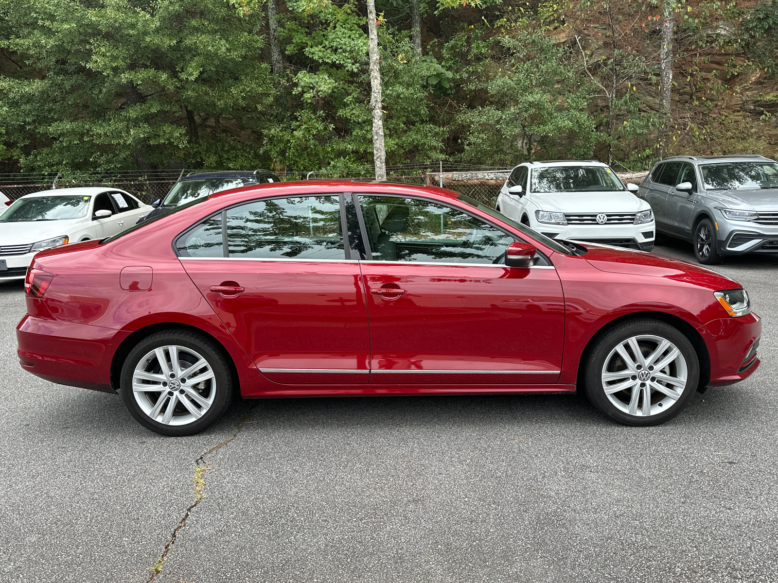 2017 Volkswagen Jetta 1.8T SEL 8