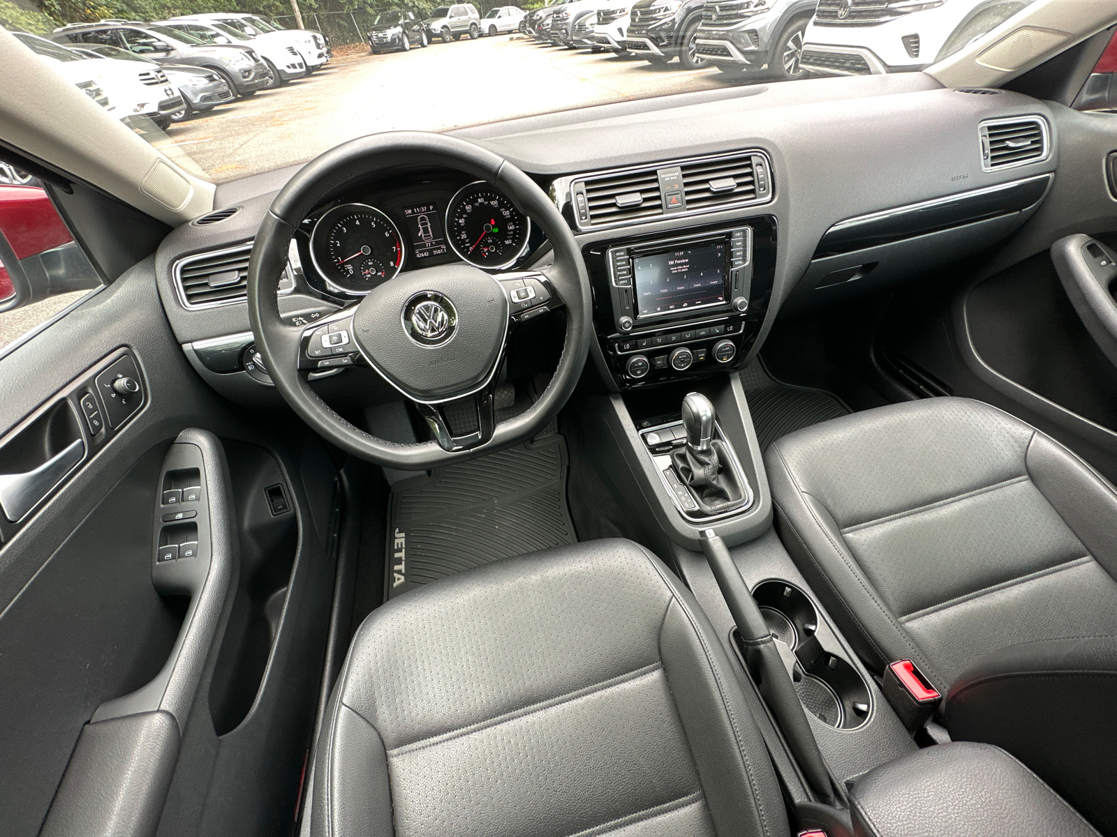 2017 Volkswagen Jetta 1.8T SEL 28