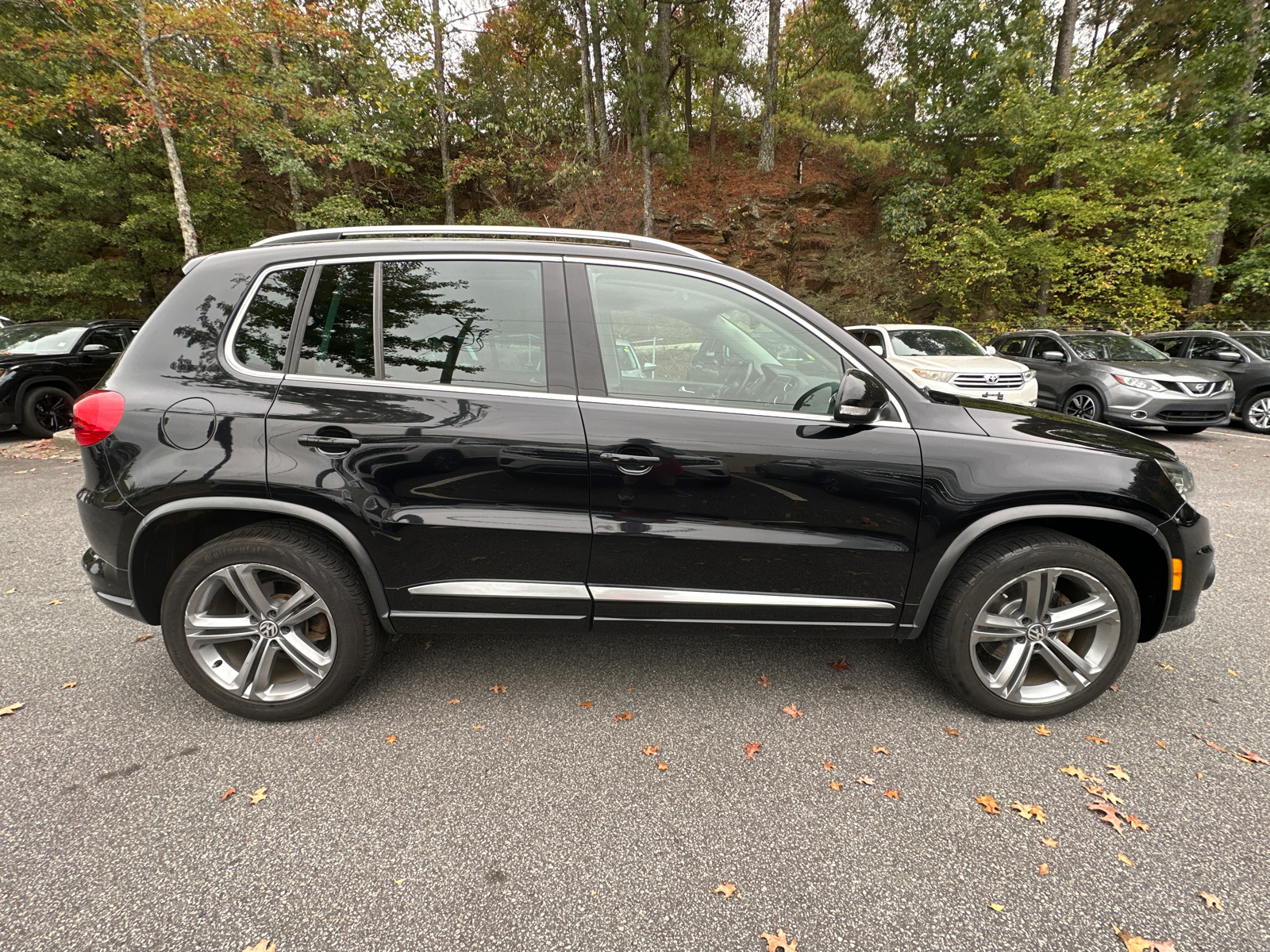 2017 Volkswagen Tiguan Sport 8