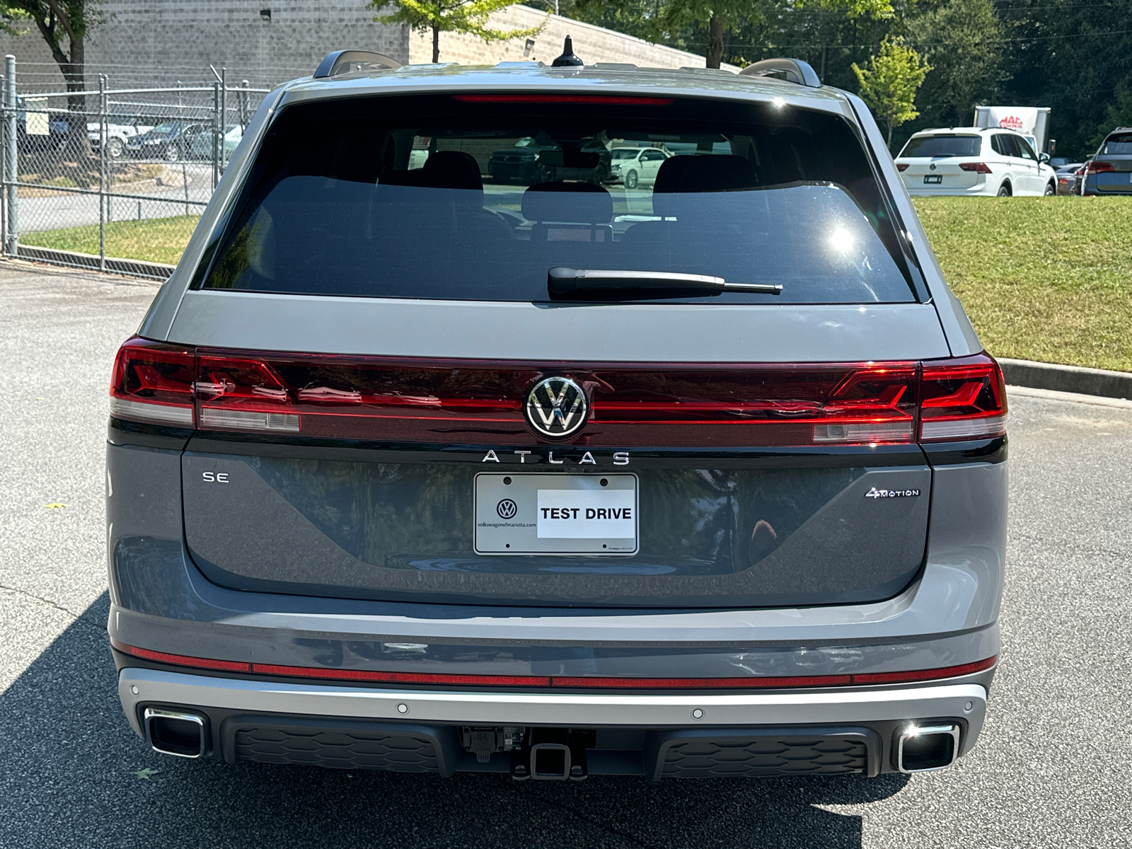 2024 Volkswagen Atlas 2.0T Peak Edition SE w/Technology 6