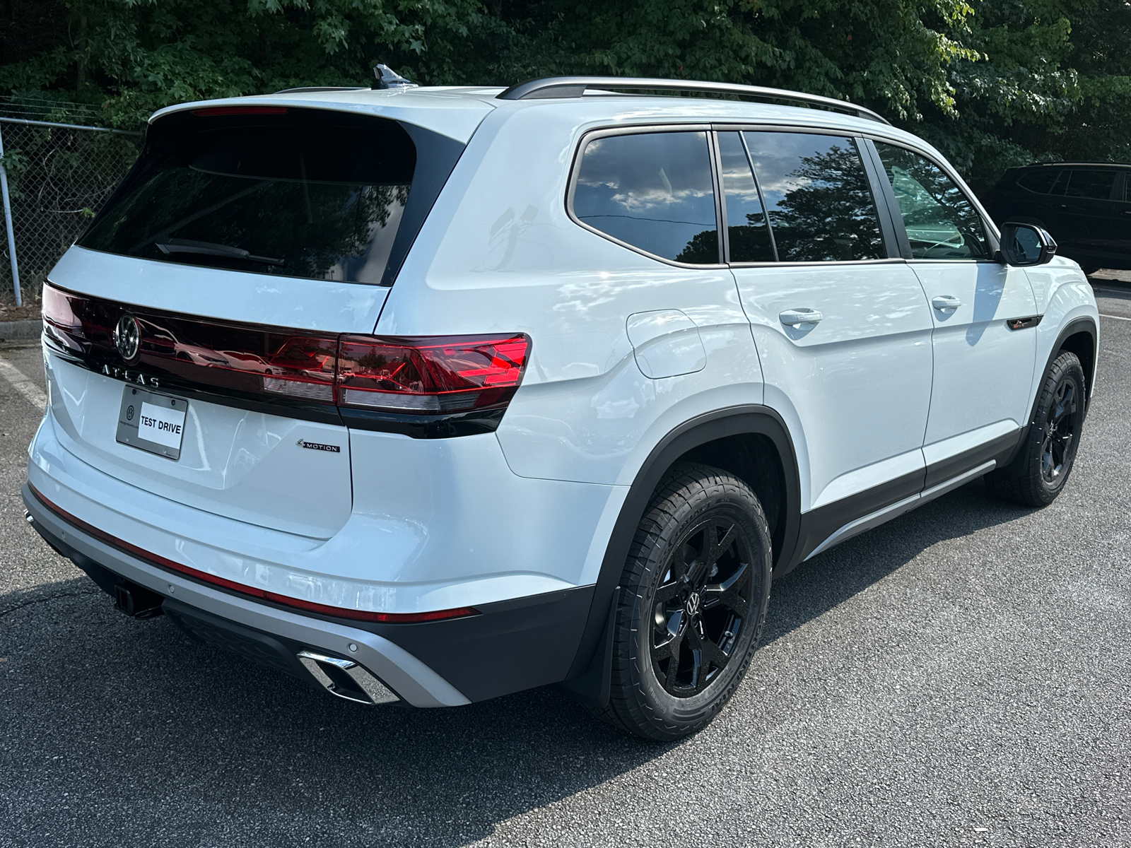 2024 Volkswagen Atlas 2.0T Peak Edition SE w/Technology 7