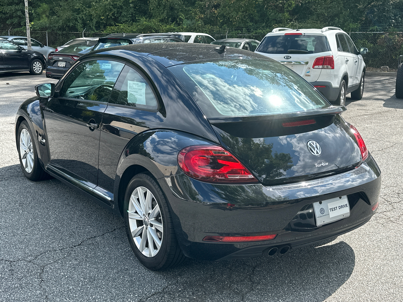 2018 Volkswagen Beetle 2.0T S 5