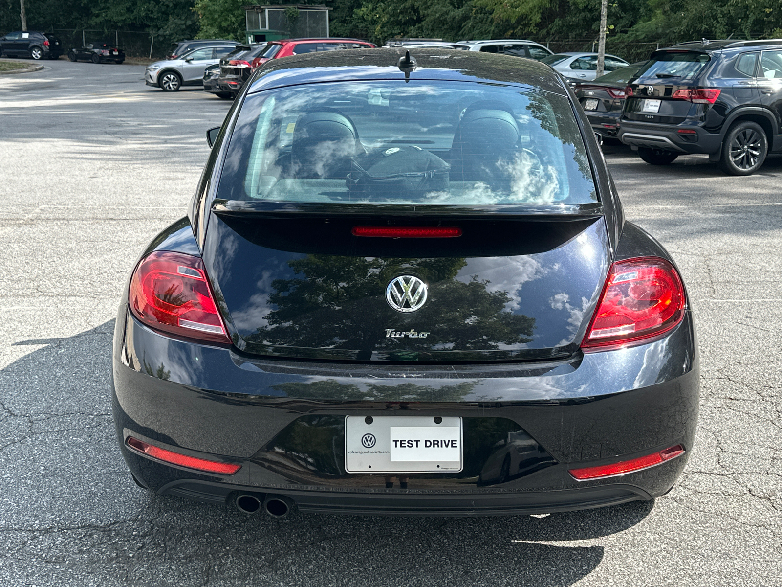 2018 Volkswagen Beetle 2.0T S 6