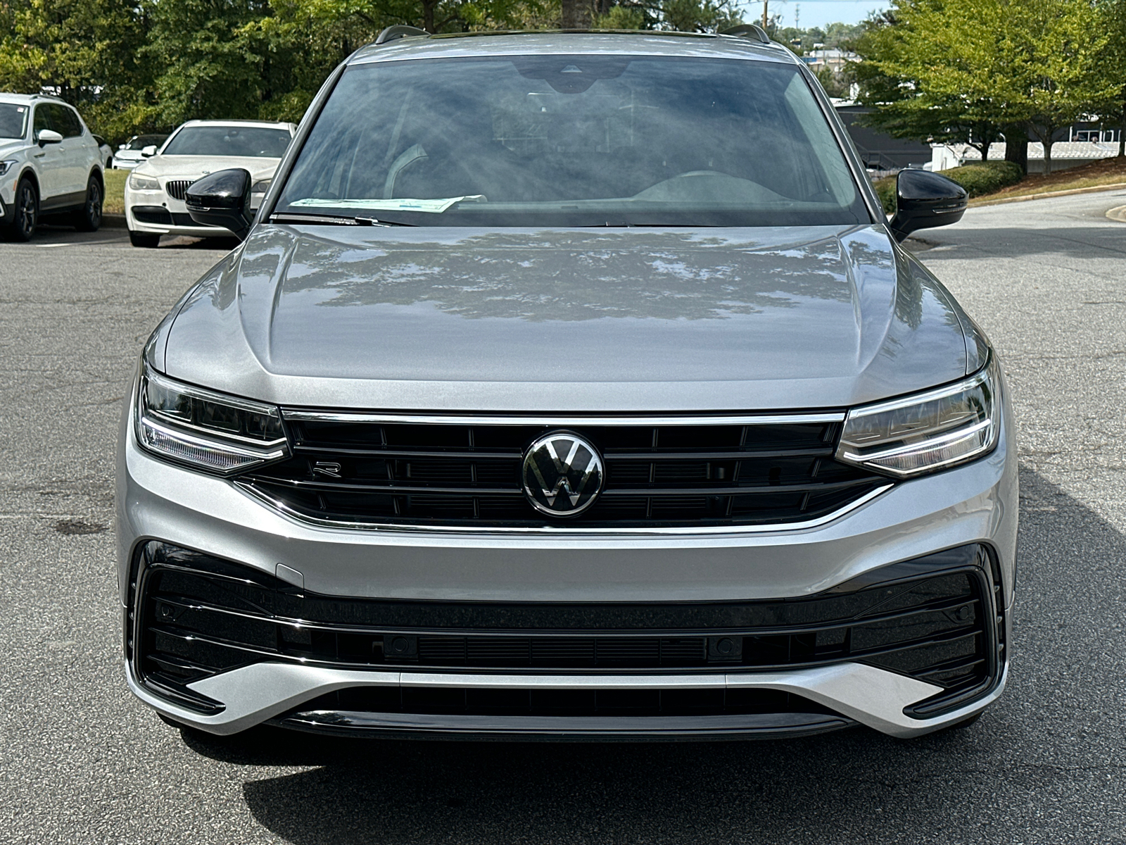 2024 Volkswagen Tiguan 2.0T SE R-Line Black 2