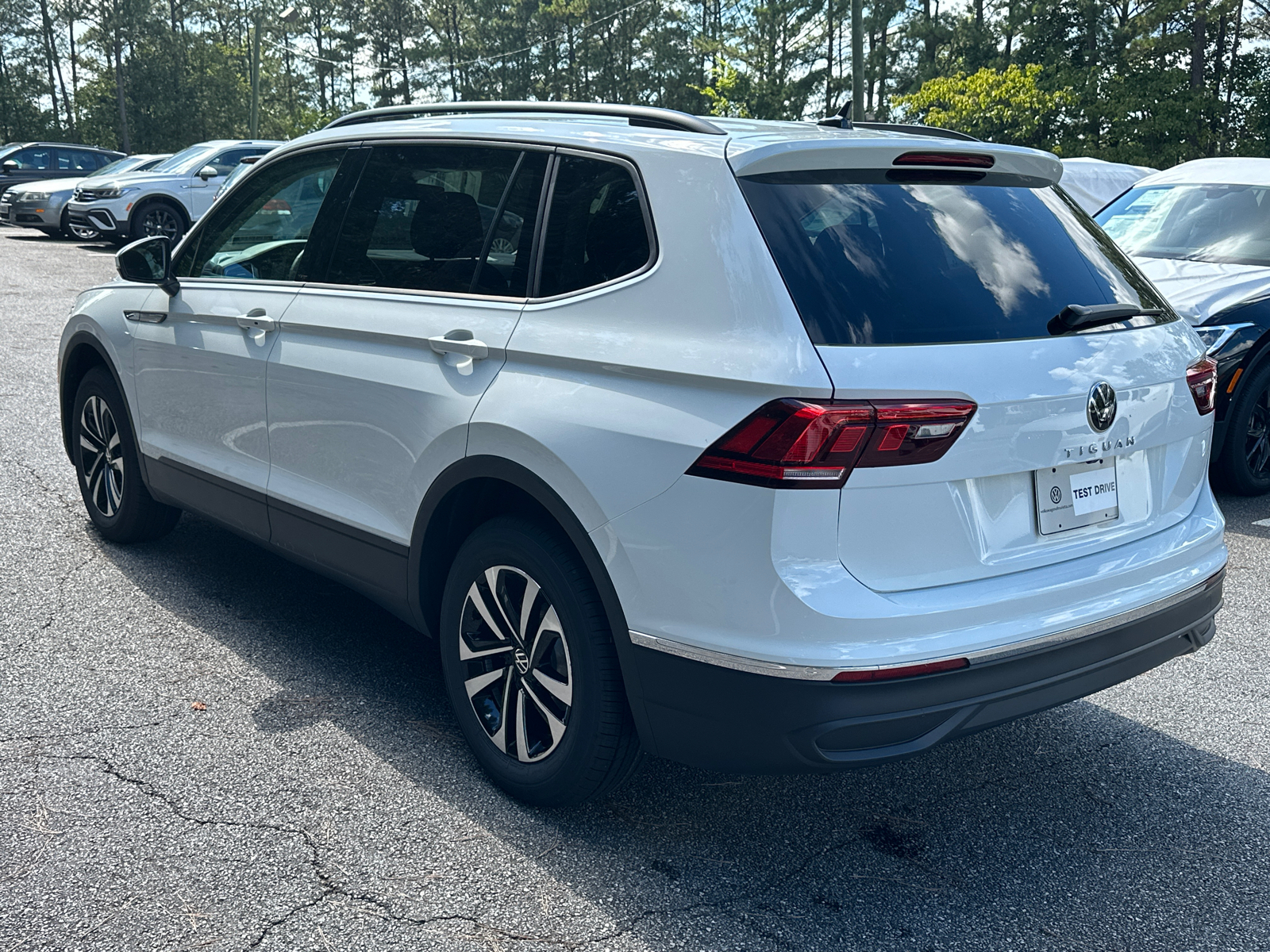 2024 Volkswagen Tiguan 2.0T S 5