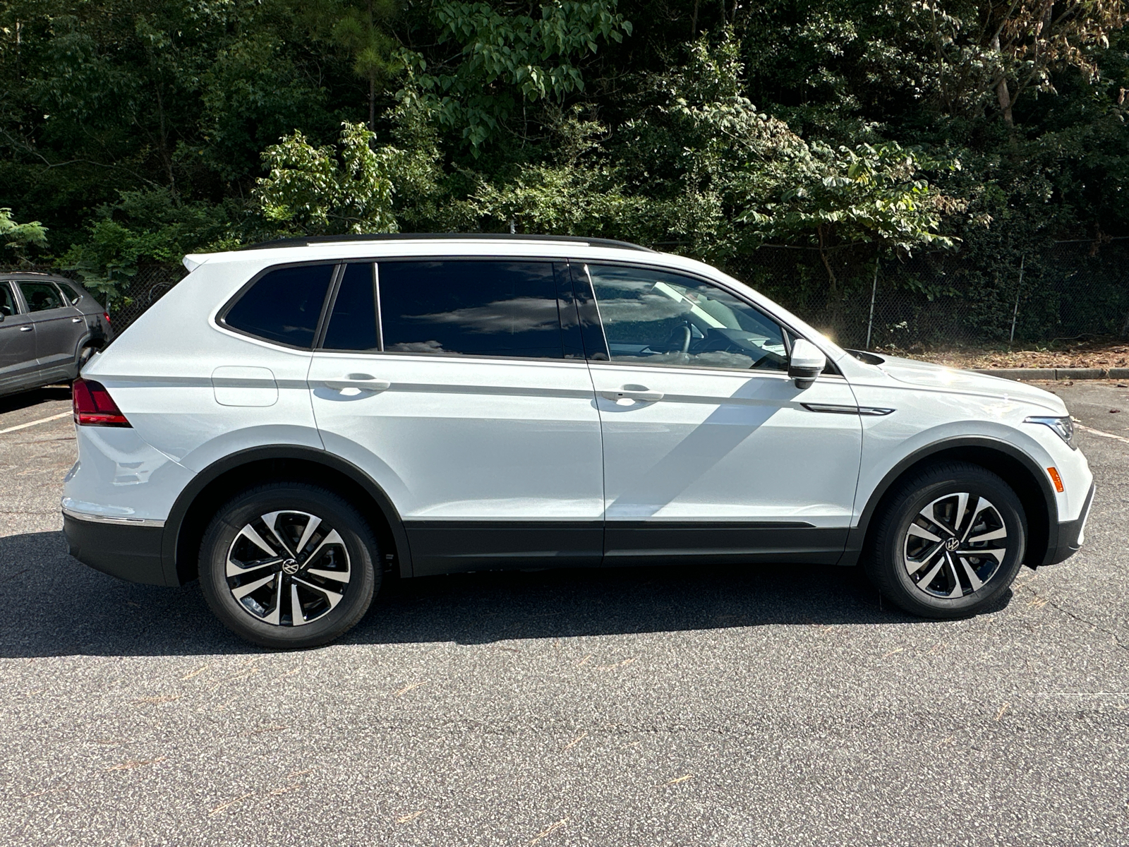 2024 Volkswagen Tiguan 2.0T S 8