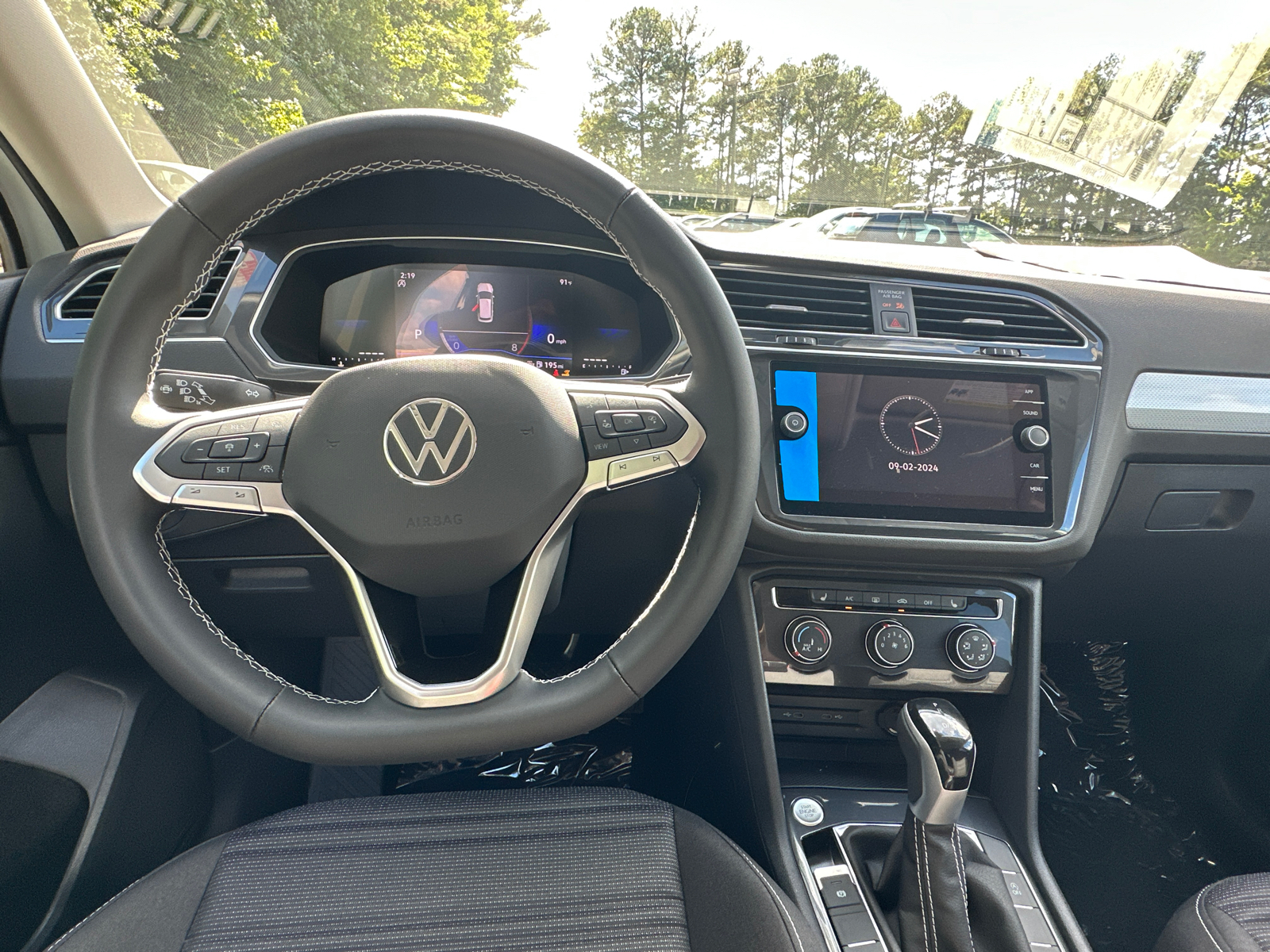 2024 Volkswagen Tiguan 2.0T S 22