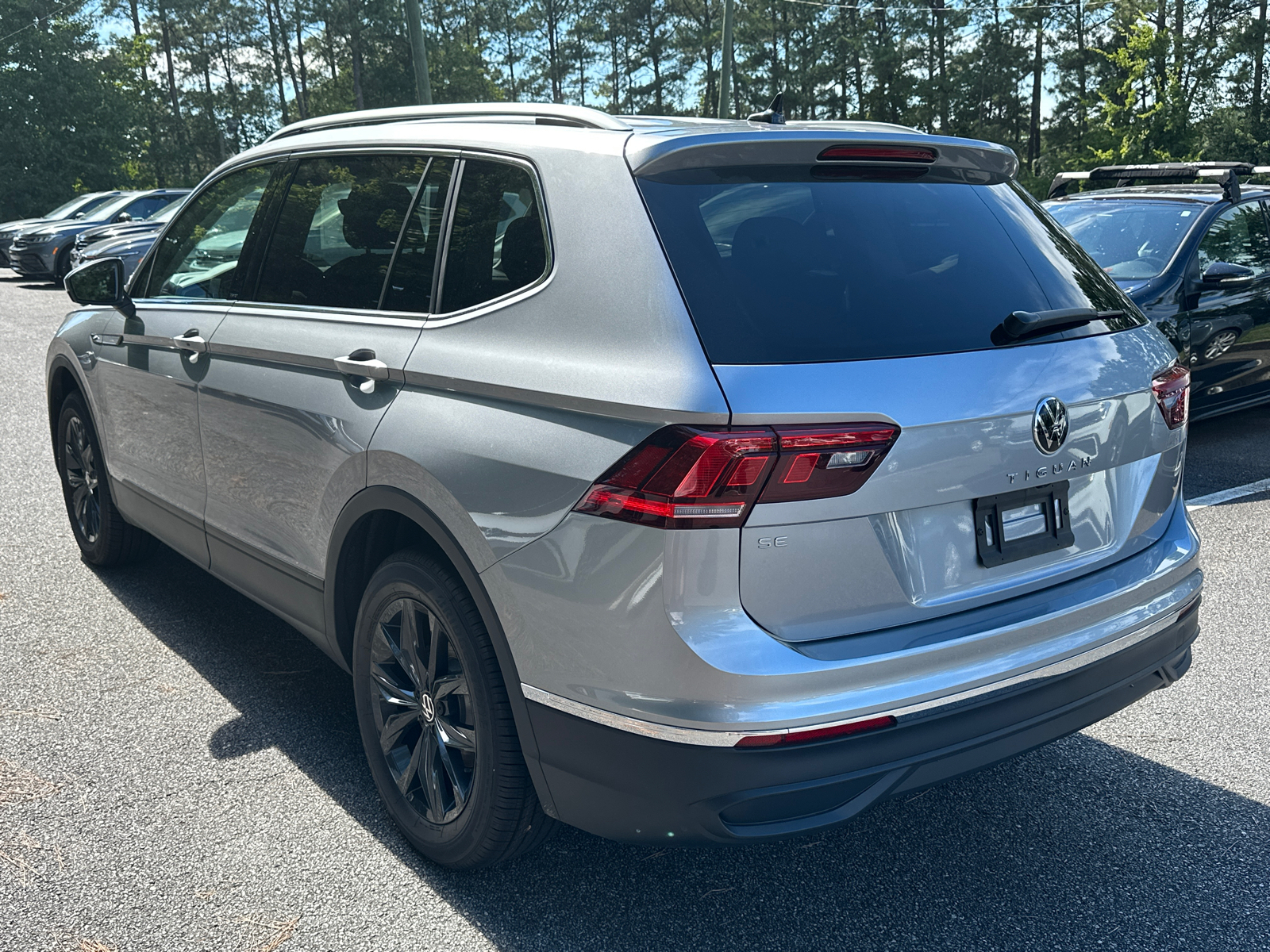 2024 Volkswagen Tiguan 2.0T SE 5