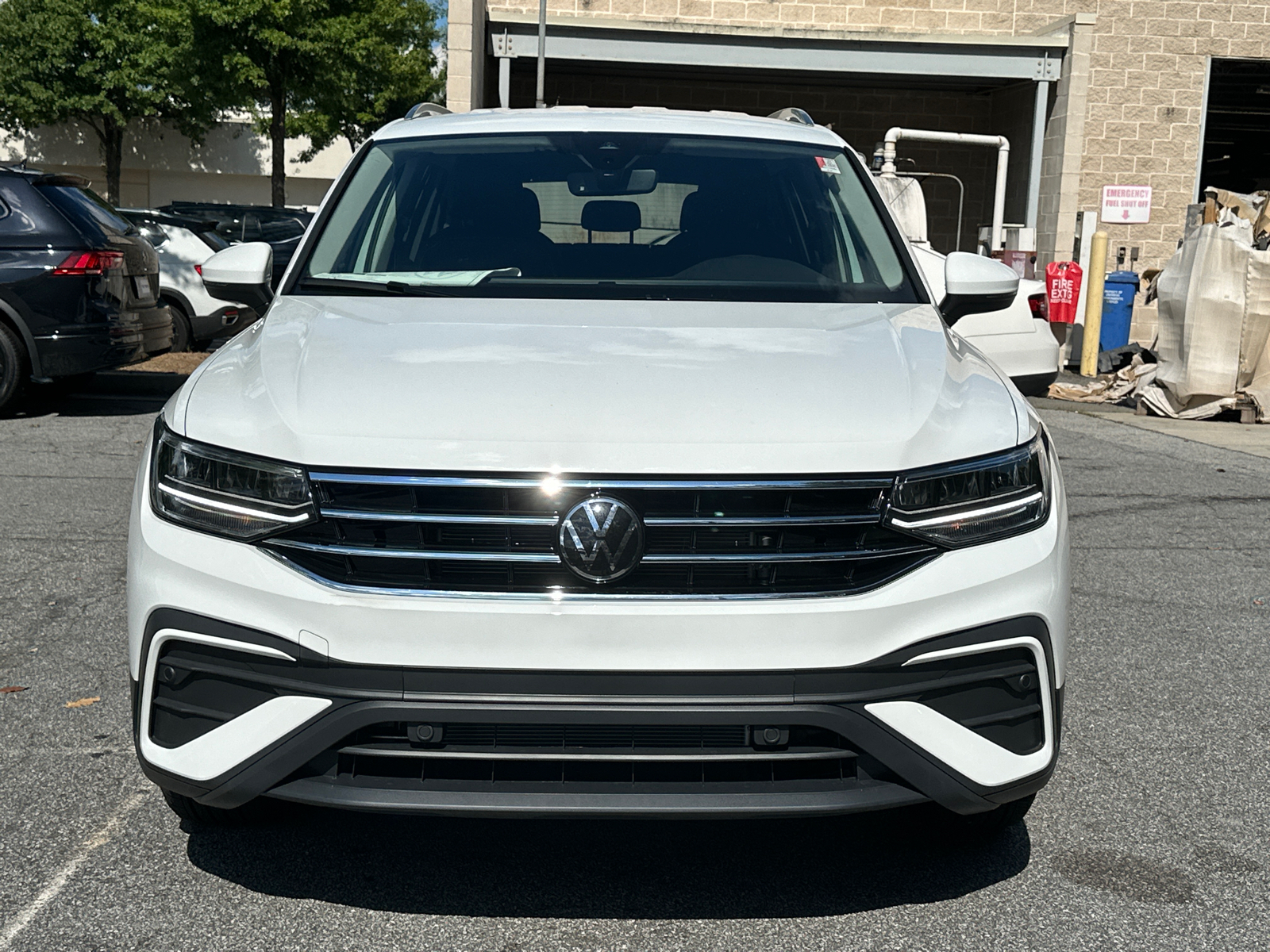 2024 Volkswagen Tiguan 2.0T SE 2