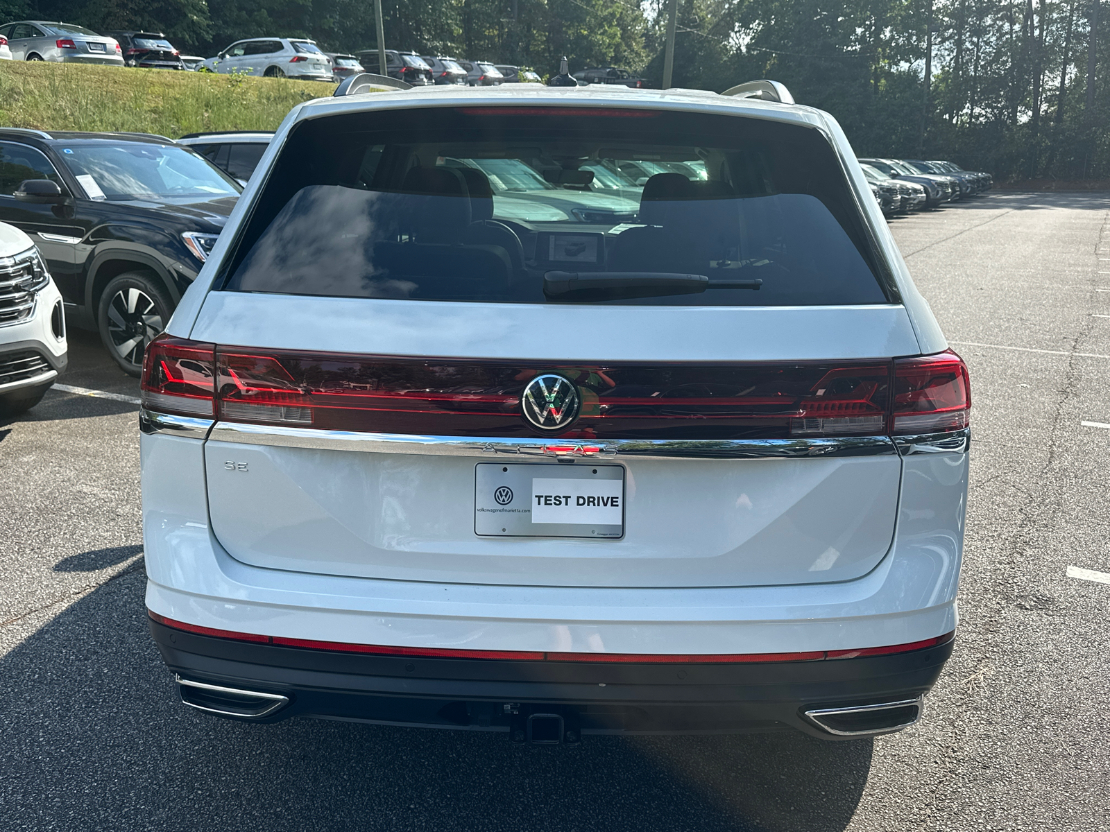 2024 Volkswagen Atlas 2.0T SE w/Technology 7