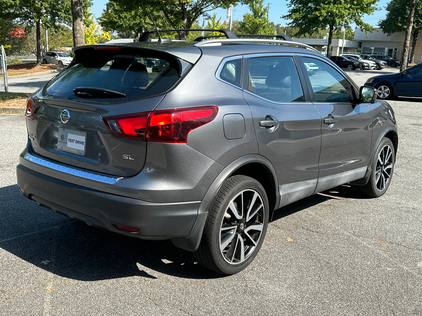 2017 Nissan Rogue Sport SL 7