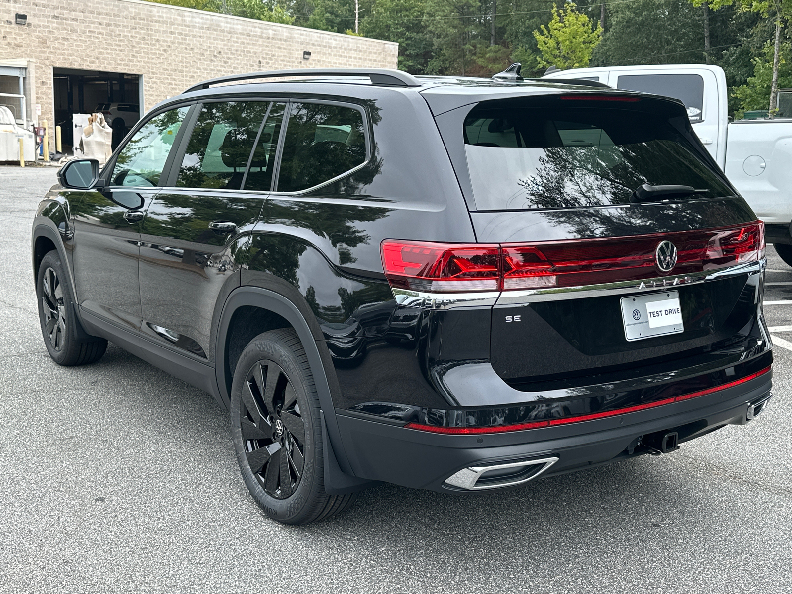 2024 Volkswagen Atlas 2.0T SE w/Technology 5